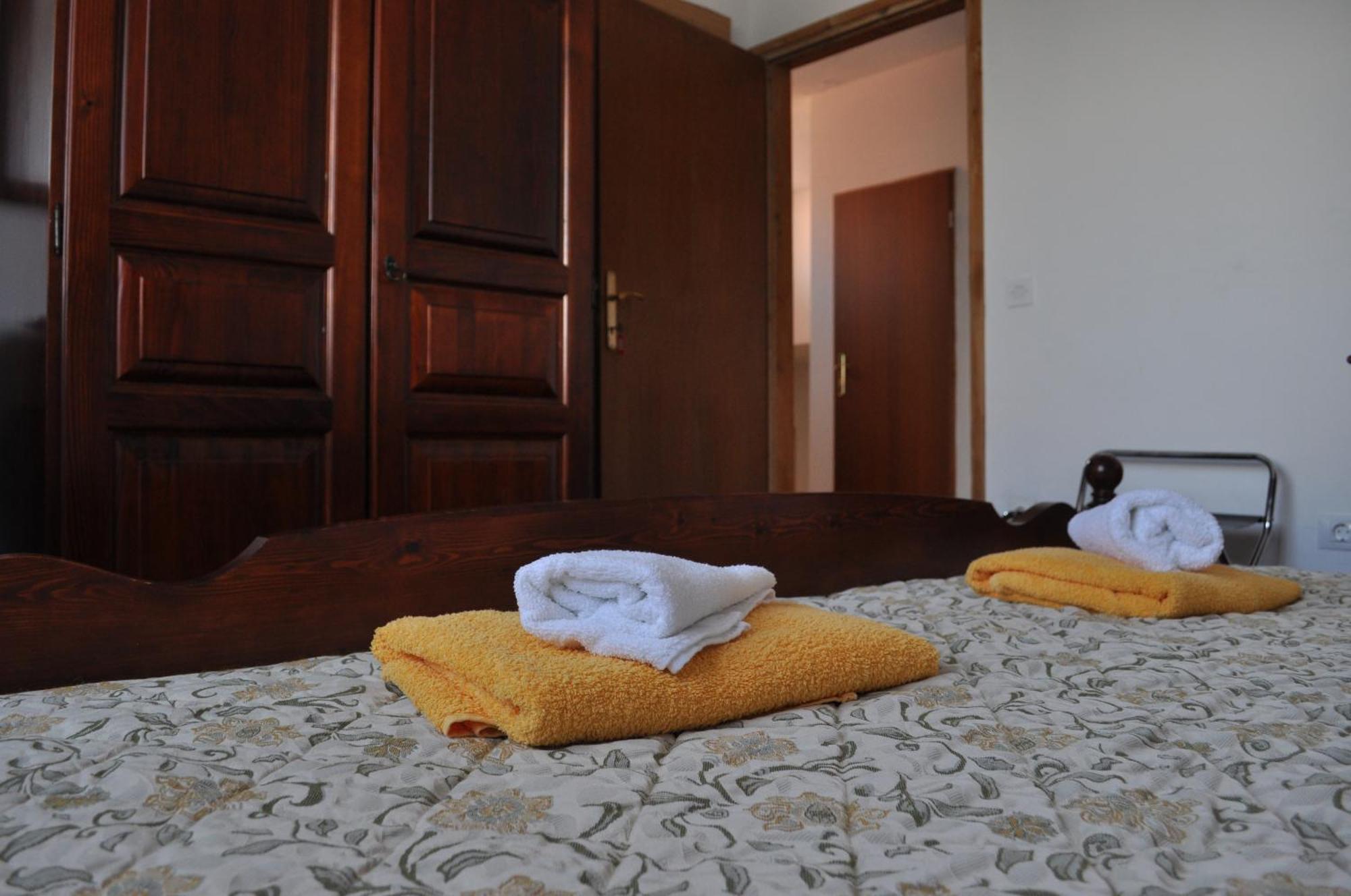 Apartman Ostrea *** Bale Luaran gambar