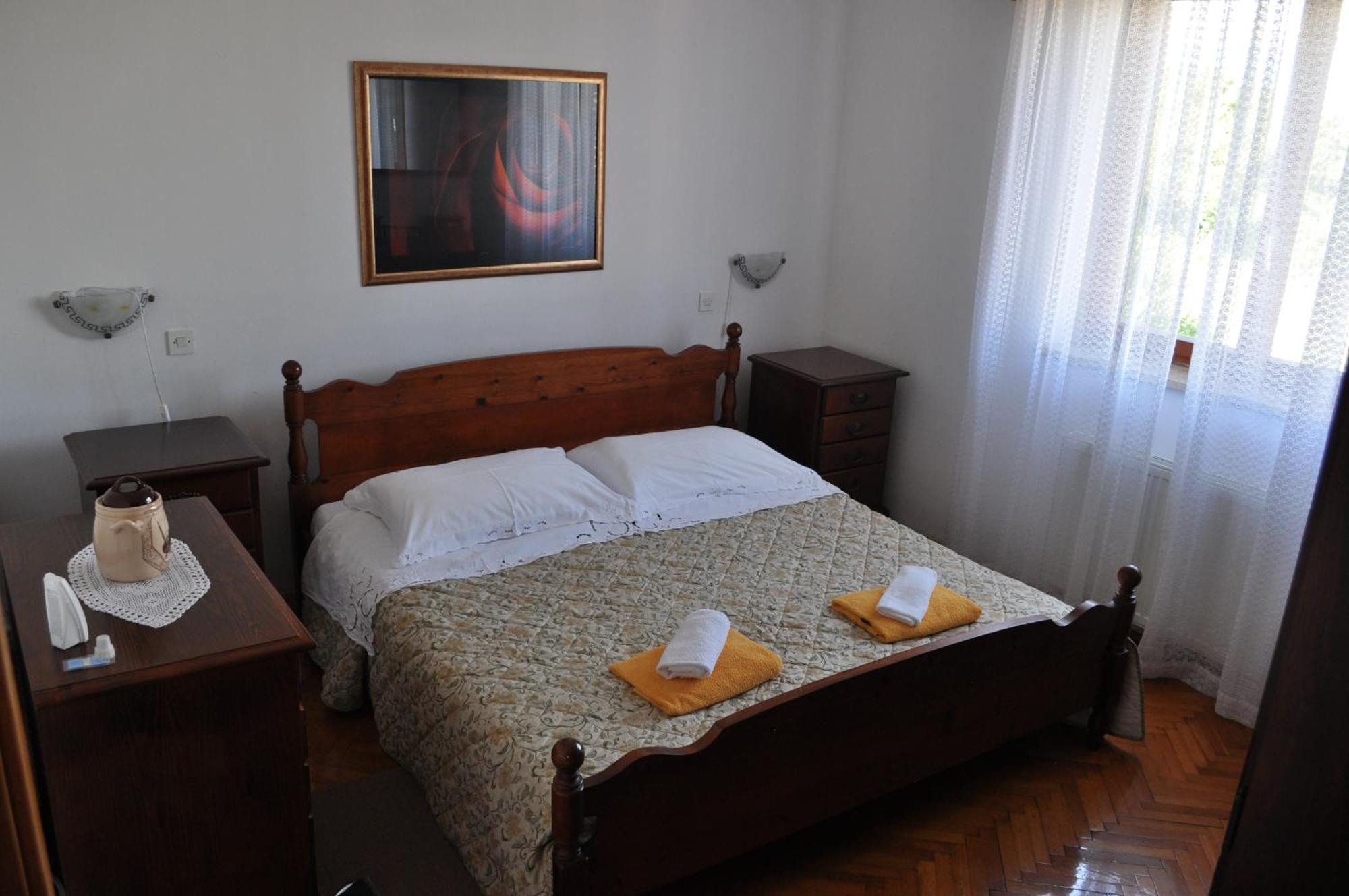 Apartman Ostrea *** Bale Luaran gambar